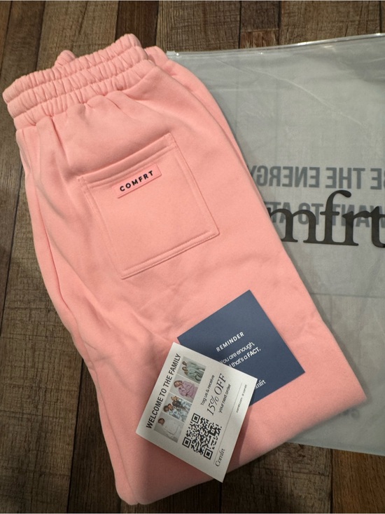 Comfrt Pants - Comfrt Pastel Airplane Mode Travel Sweatpants Brand New
